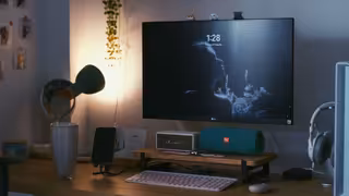 32 inç 4K monitör
