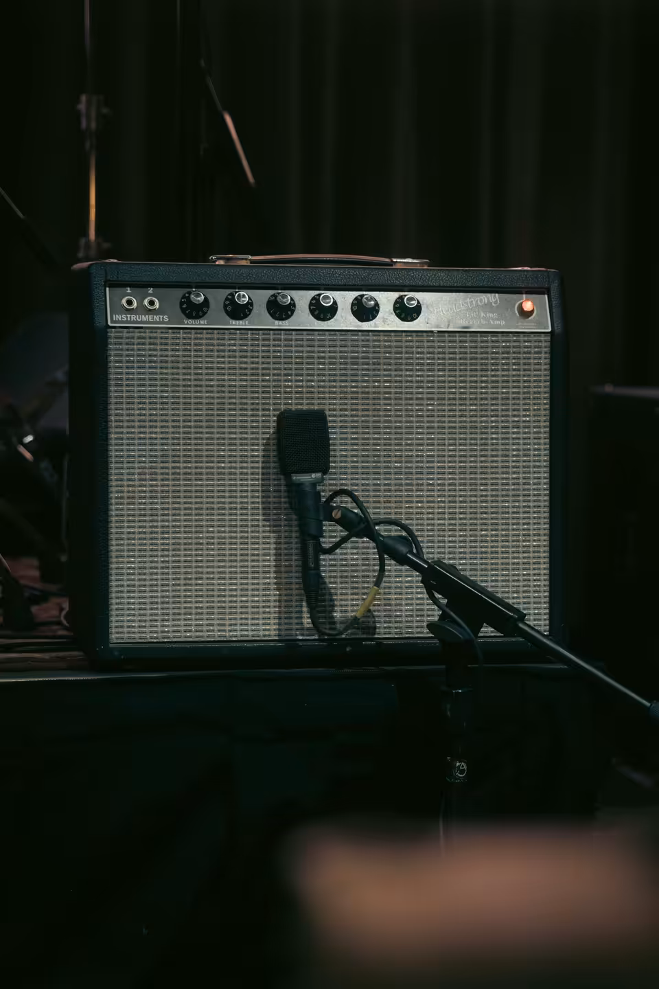 Gitar amfisi 30 W — iyi — fotoğraf 1/1