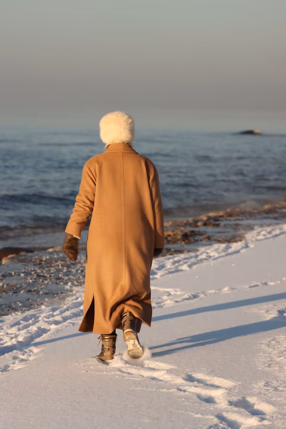 İyi uzun kaşe kaban, S beden — fotoğraf 1/1