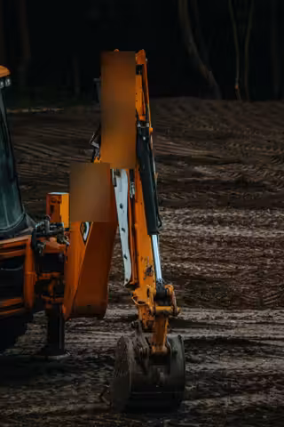 2018 Kazıcı Yükleyici 7.810 saatte