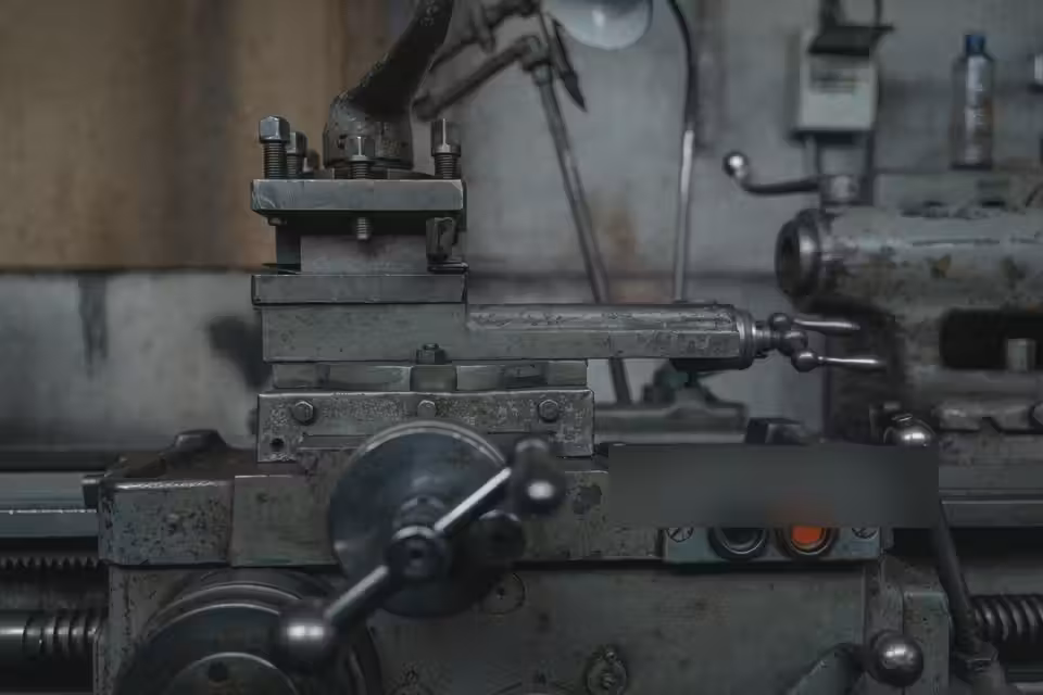 1995 model cnc & torna, 21.200 çalışma saati — fotoğraf 1/2
