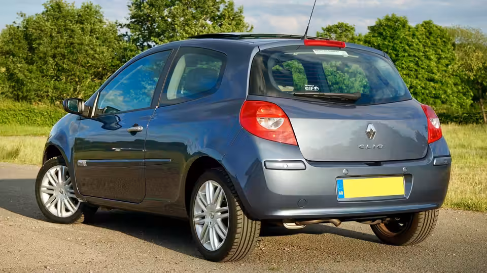 2009 Renault Clio 1.4 Otomatik 226.000 km — fotoğraf 1/1