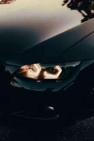 BMW 3 Serisi E90 angel eye halkalı far