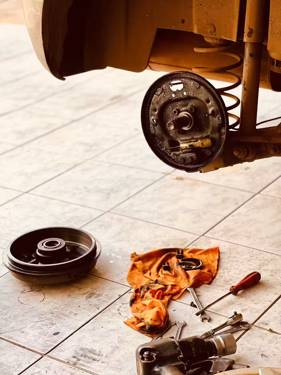 Fren kampanası + balata — Klasik otomobil — fotoğraf 1/1